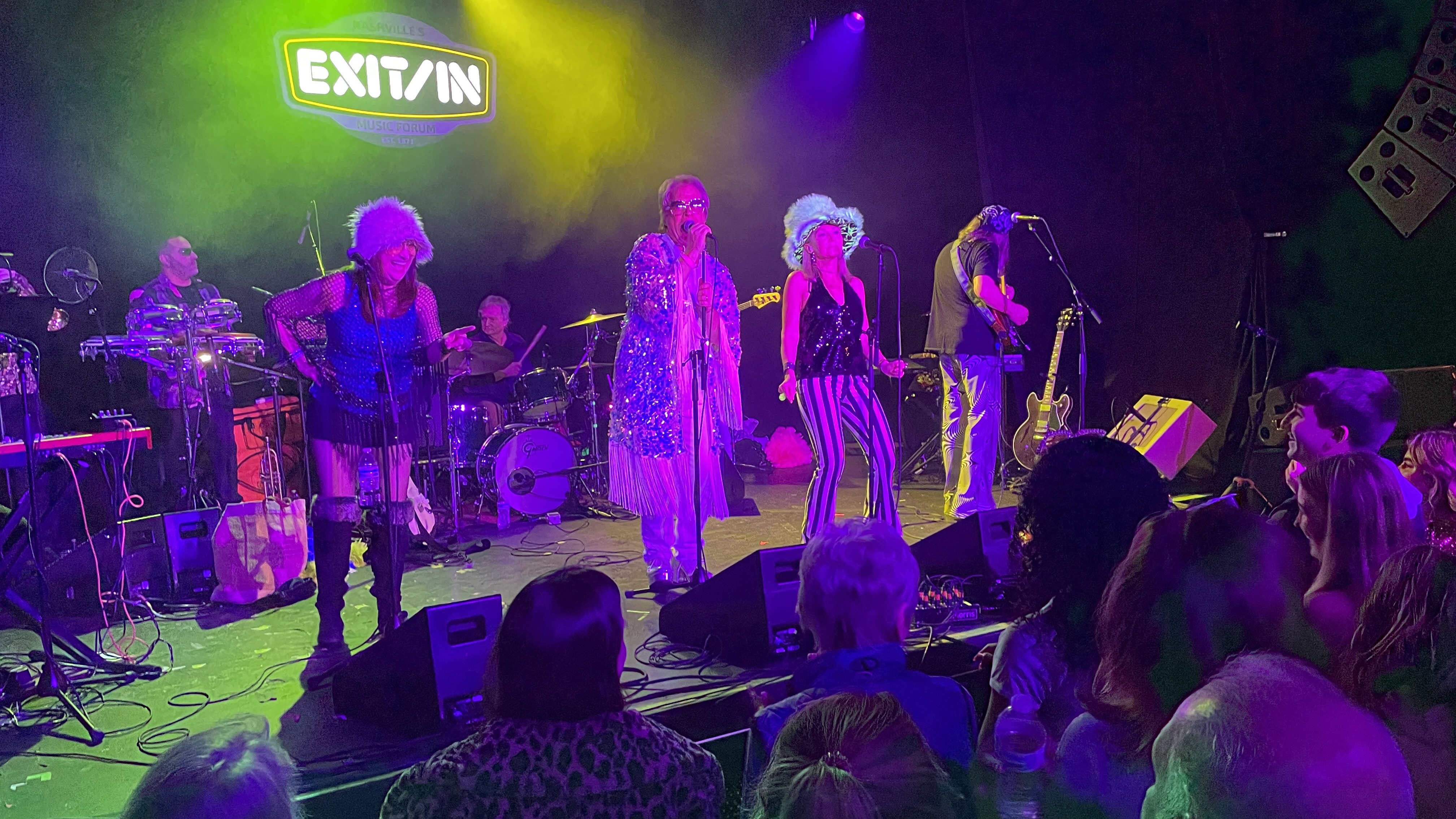 DELICIOUS live performance 1